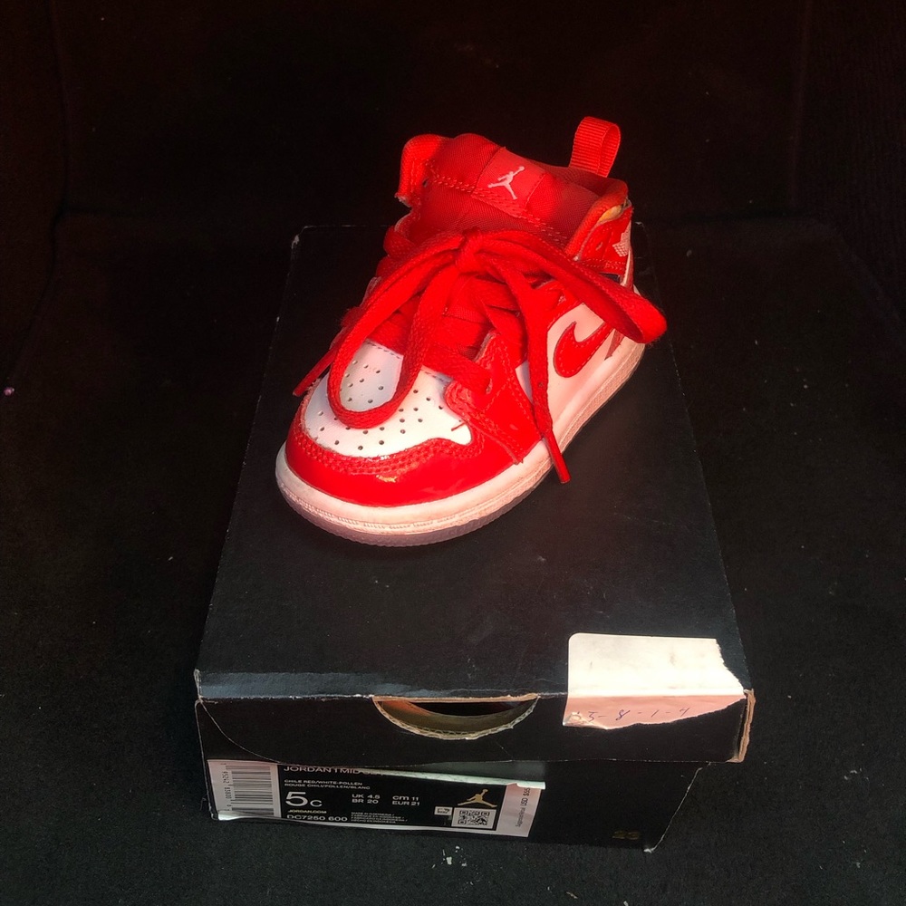 Baby shoe